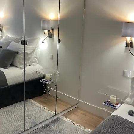 Apartmán Mynestparis 2-br In Center , Air Conditioner , Elevator *